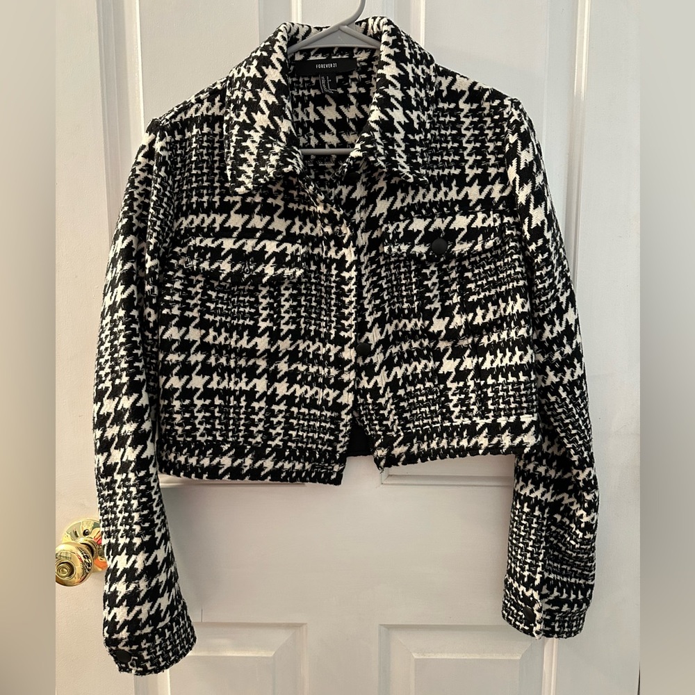 Tweed Pattern Black and White Cropped Collared Coat | Size S | Forever 21